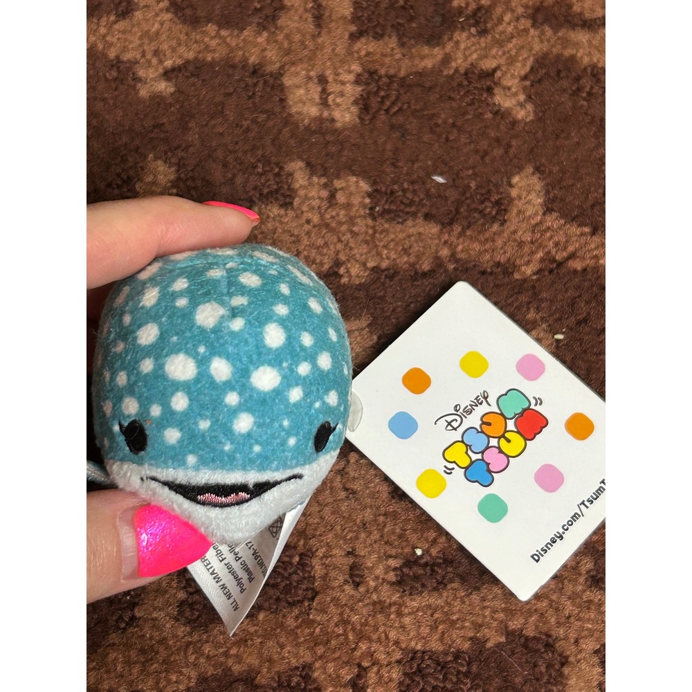 Disney Store Finding Dory Destiny Whale Shark Mini Tsum Tsum Plush NWT